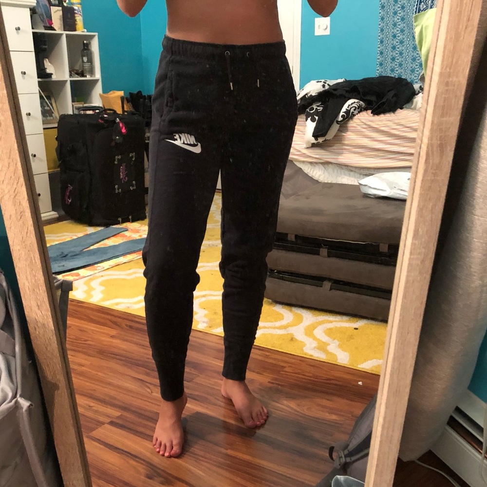 Nike joggers